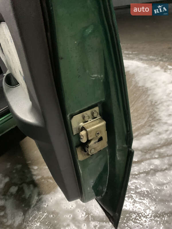 Лифтбек ЗАЗ 1103 Славута 2003 в Богуславе фото 8 Лифтбек ЗАЗ 1103 Славута 2003 в Богуславе