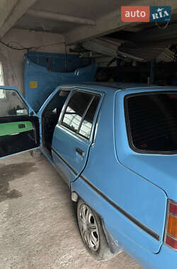 Лифтбек ЗАЗ 1103 Славута 2004 в Городке
