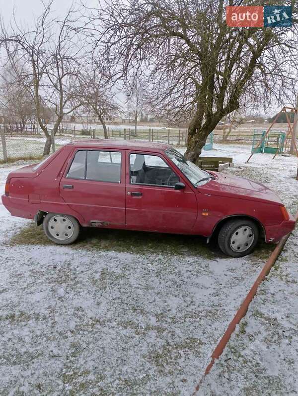 Ліфтбек ЗАЗ 1103 Славута 2003 в Лопатині