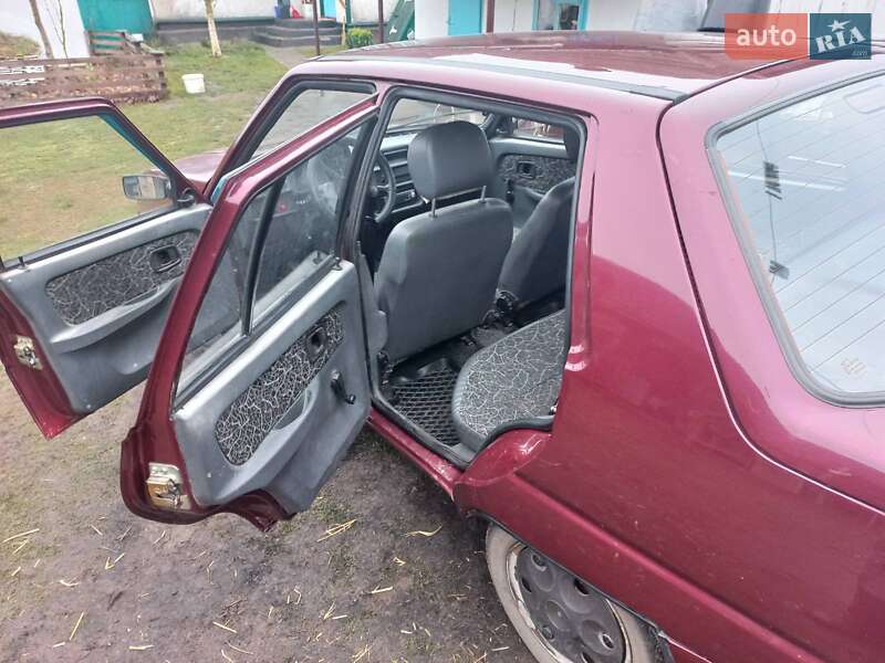 Лифтбек ЗАЗ 1103 Славута 2007 в Дубно