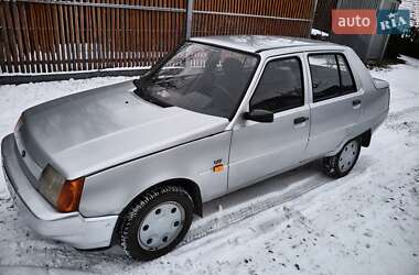 Лифтбек ЗАЗ 1103 Славута 2003 в Славуте