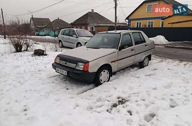 Лифтбек ЗАЗ 1103 Славута 2009 в Прилуках