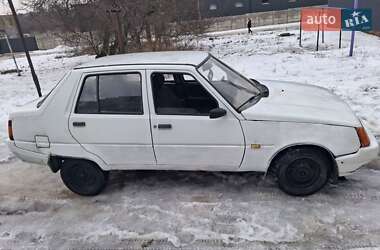 Лифтбек ЗАЗ 1103 Славута 2005 в Харькове