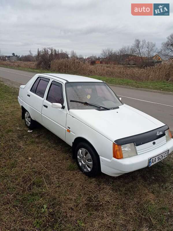 ЗАЗ 1103 Славута 2003