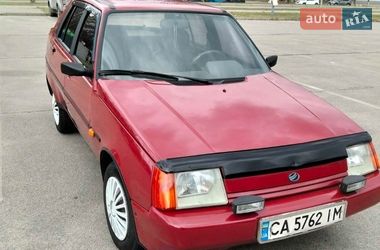 Лифтбек ЗАЗ 1103 Славута 2010 в Запорожье