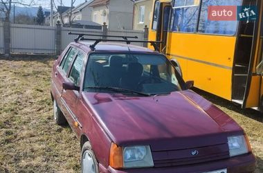 Ліфтбек ЗАЗ 1103 Славута 2004 в Трускавці