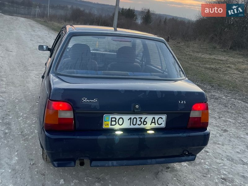 Лифтбек ЗАЗ 1103 Славута 2005 в Збараже