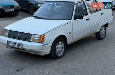 Лифтбек ЗАЗ 1103 Славута 2004 в Киеве