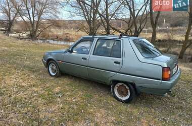 Лифтбек ЗАЗ 1103 Славута 2005 в Каменец-Подольском