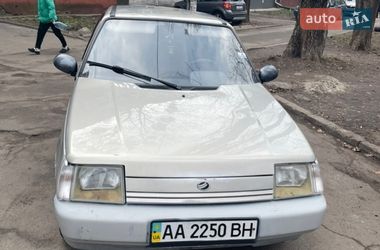 Лифтбек ЗАЗ 1103 Славута 2006 в Киеве