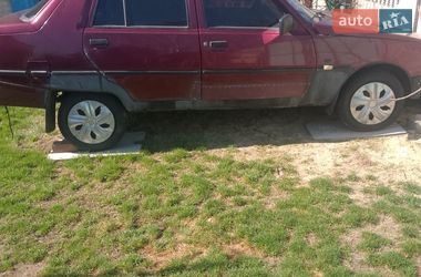 Лифтбек ЗАЗ 1103 Славута 1999 в Вышгороде