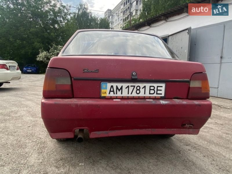 Лифтбек ЗАЗ 1103 Славута 2003 в Житомире