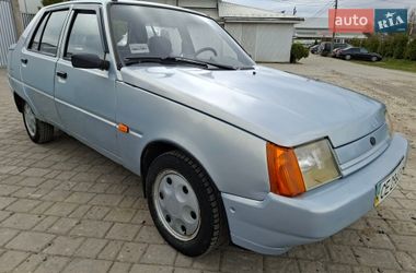 Ліфтбек ЗАЗ 1103 Славута 2004 в Чернівцях