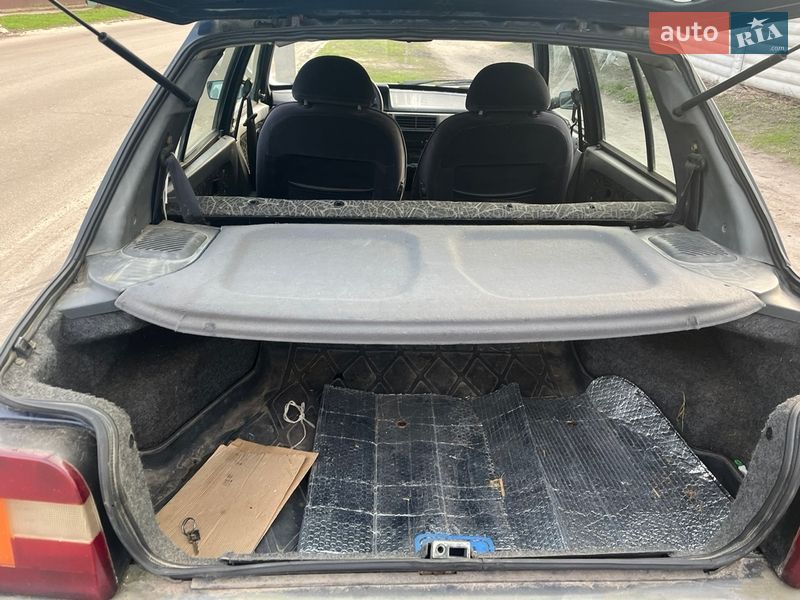 Лифтбек ЗАЗ 1103 Славута 2004 в Мене