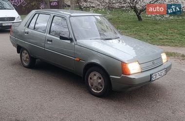 Лифтбек ЗАЗ 1103 Славута 2006 в Чернигове