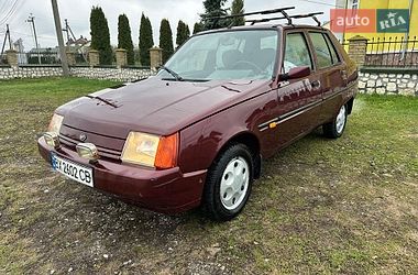 Лифтбек ЗАЗ 1103 Славута 2007 в Волочиске