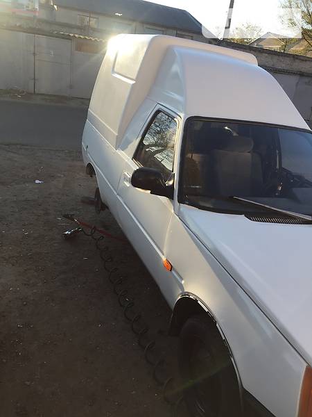 Вантажопасажирський фургон ЗАЗ 11055 2003 в Одесі