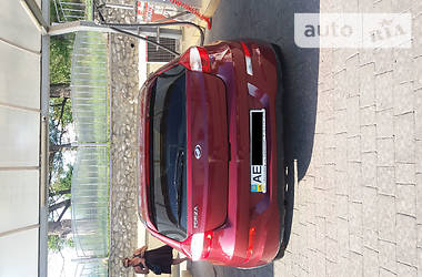 Хетчбек ЗАЗ Forza 2013 в 