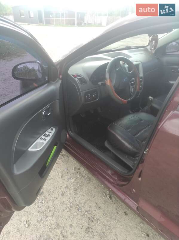 Хэтчбек ЗАЗ Forza 2011 в Лопатине