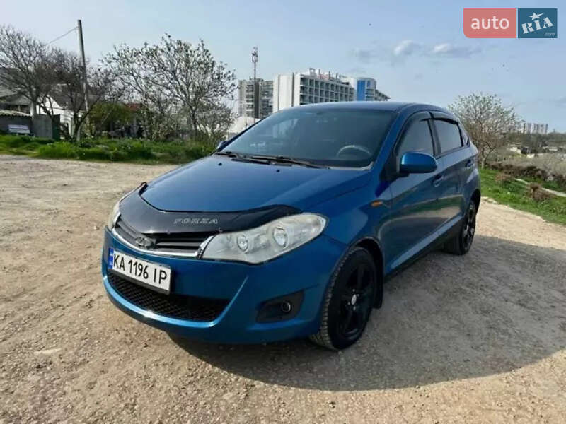 Хэтчбек ЗАЗ Forza 2012 в 