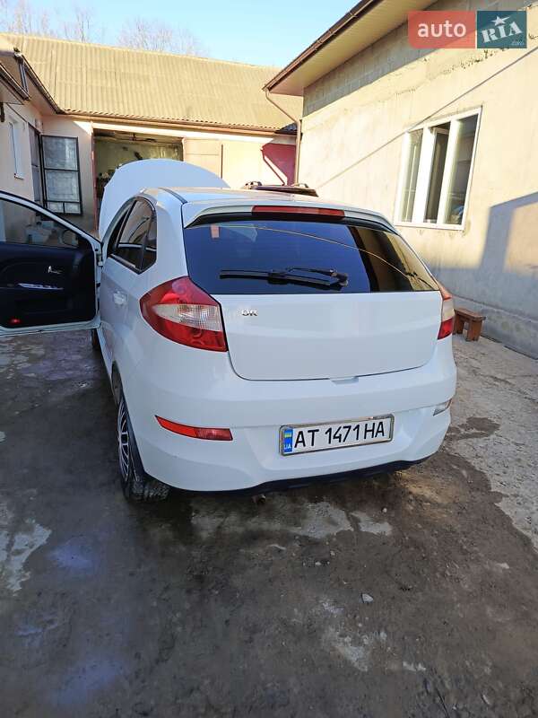 Хэтчбек ЗАЗ Forza 2015 в Городенке