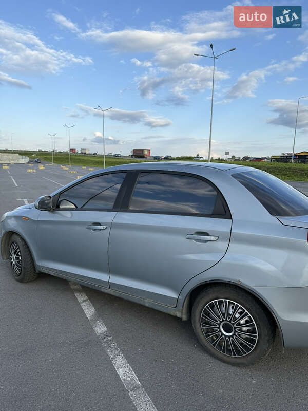 Лифтбек ЗАЗ Forza 2011 в Львове