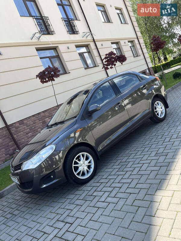 Лифтбек ЗАЗ Forza 2012 в Золочеве