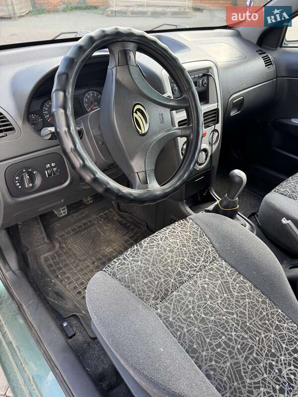 Лифтбек ЗАЗ Forza 2011 в Киеве фото 18 Лифтбек ЗАЗ Forza 2011 в Киеве