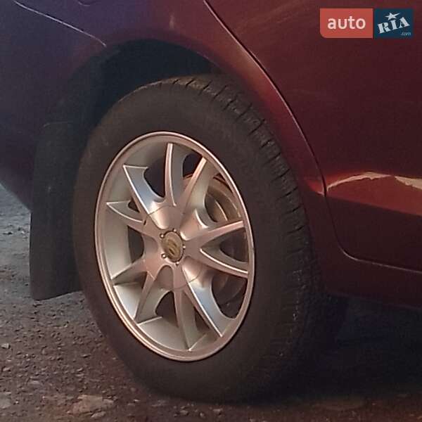 Лифтбек ЗАЗ Forza 2012 в Чернигове