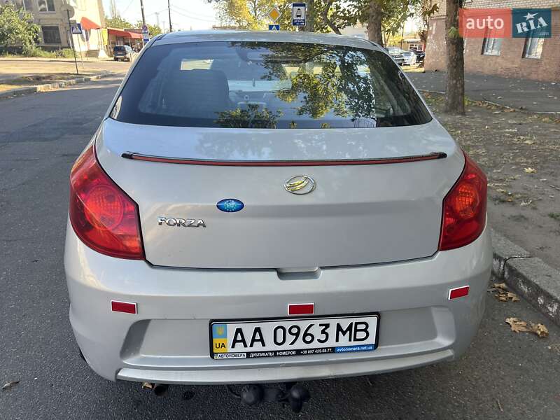 Лифтбек ЗАЗ Forza 2011 в Николаеве
