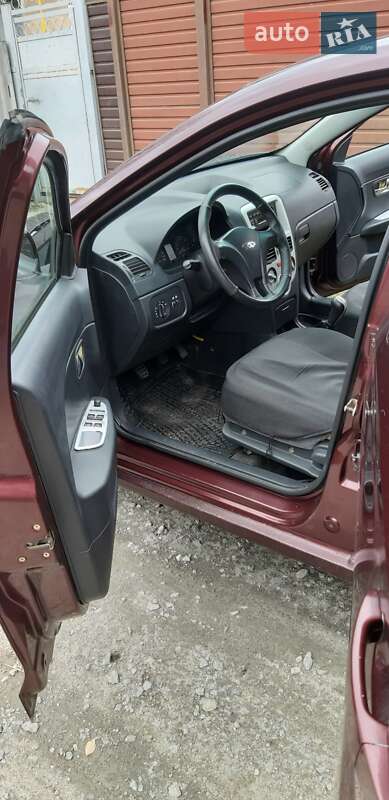 Хетчбек ЗАЗ Forza 2012 в Харкові фото 12 Хетчбек ЗАЗ Forza 2012 в Харкові