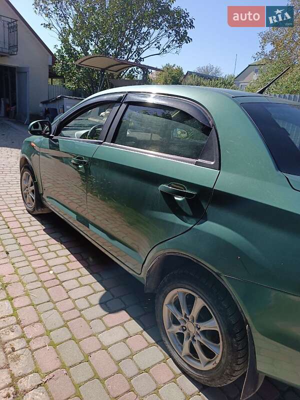 Ліфтбек ЗАЗ Forza 2011 в Городку