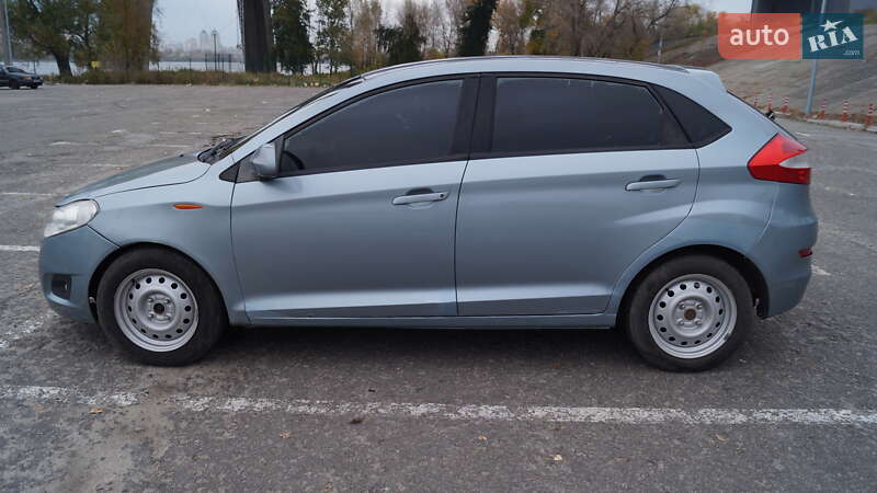 Хетчбек ЗАЗ Forza 2012 в Києві фото 2 Хетчбек ЗАЗ Forza 2012 в Києві