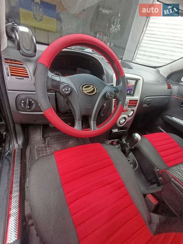 Лифтбек ЗАЗ Forza 2012 в Староконстантинове