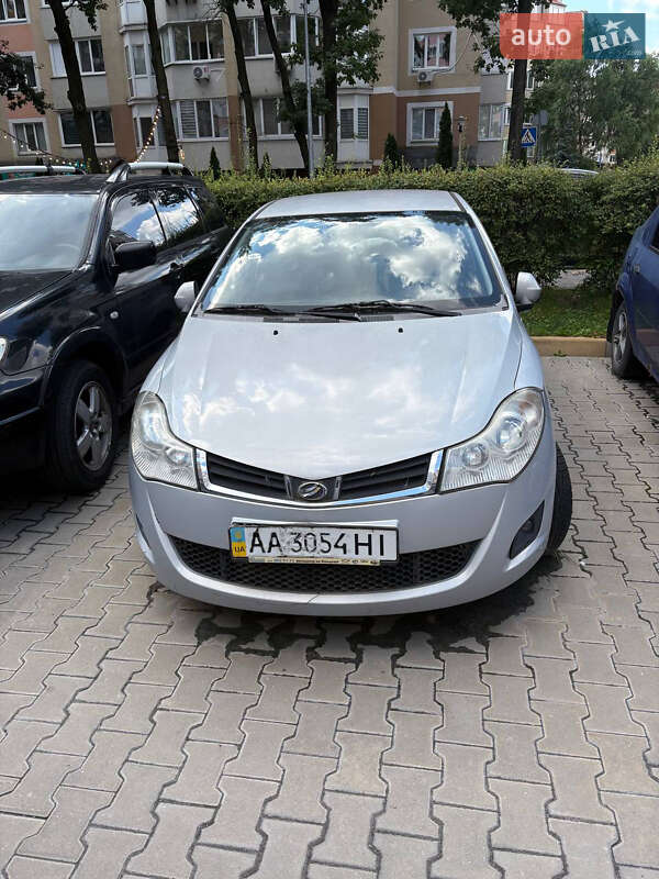 ЗАЗ Forza 2015 ЗАЗ Forza 2015