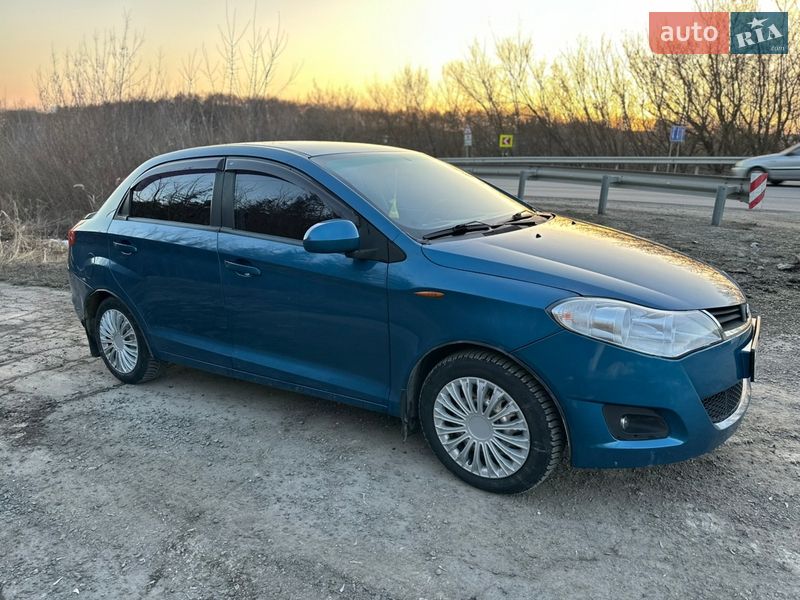 Лифтбек ЗАЗ Forza 2013 в Тернополе