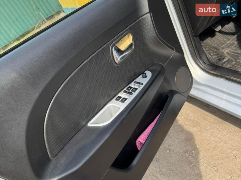 Хэтчбек ЗАЗ Forza 2012 в Черкассах