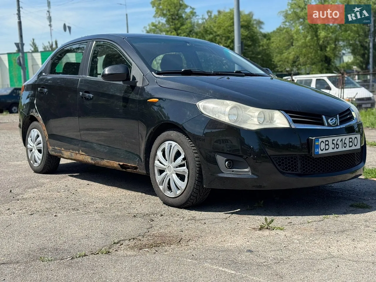 2025 Tesla Model Y - мініатюра 31