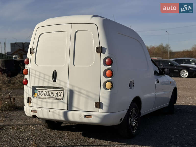 Грузопассажирский фургон ЗАЗ Lanos Cargo 2011 в Тернополе