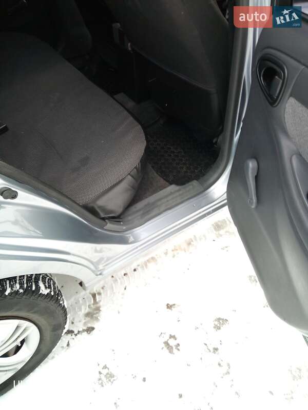 Седан ЗАЗ Lanos 2010 в Тальному