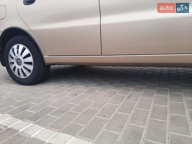 Седан ЗАЗ Lanos 2011 в Дружковке