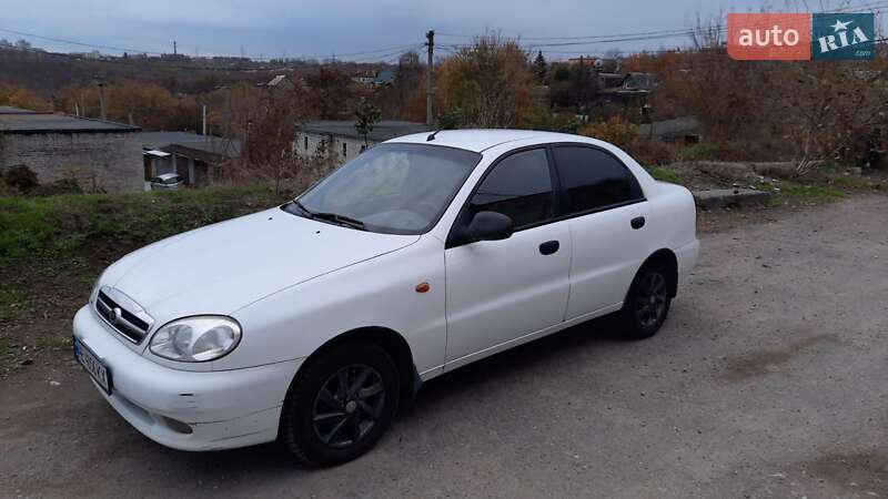 Седан ЗАЗ Lanos 2010 в Дніпрі