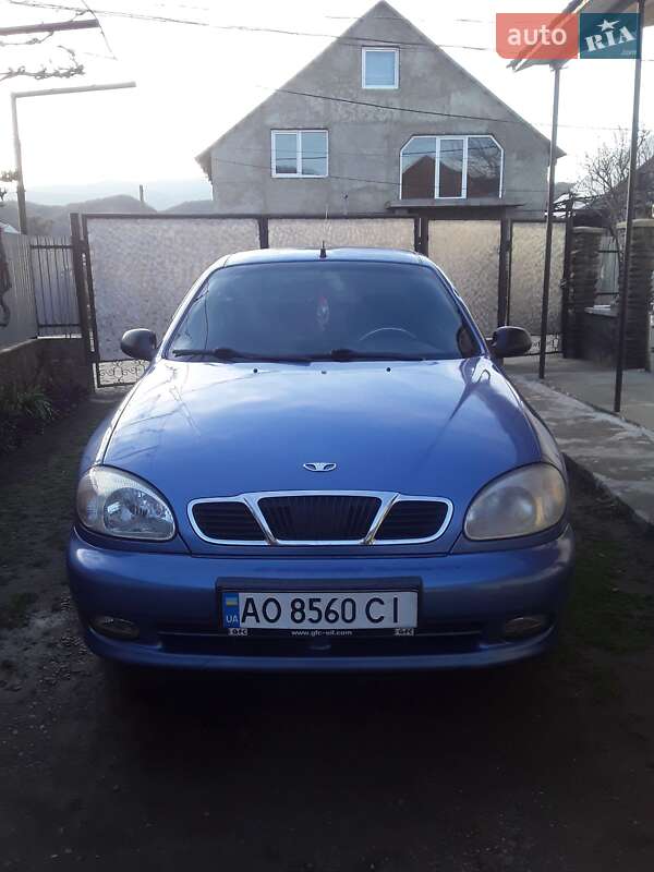 Седан ЗАЗ Lanos 2007 в Иршаве