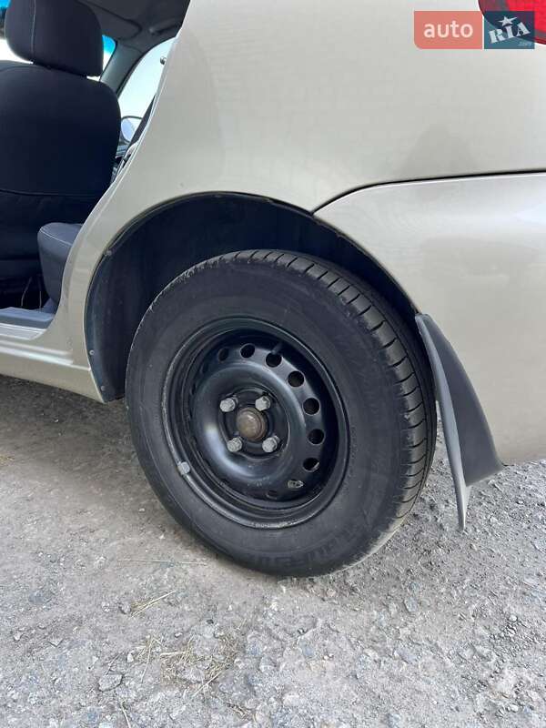 Хэтчбек ЗАЗ Lanos 2011 в Вольногорске