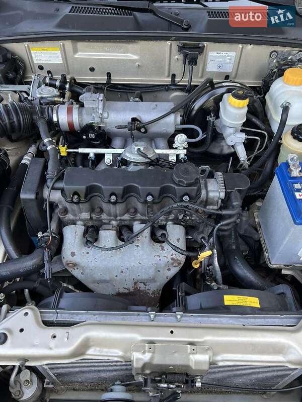 Хэтчбек ЗАЗ Lanos 2011 в Вольногорске