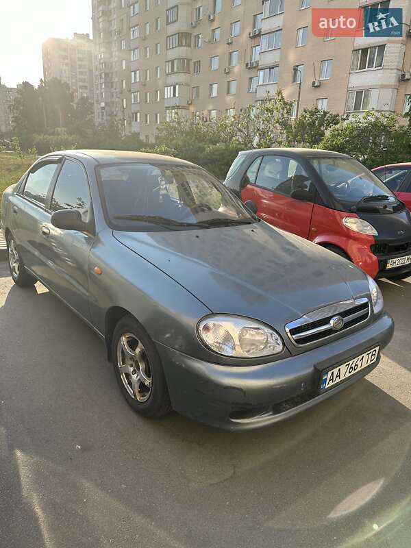 Седан ЗАЗ Lanos 2011 в Киеве