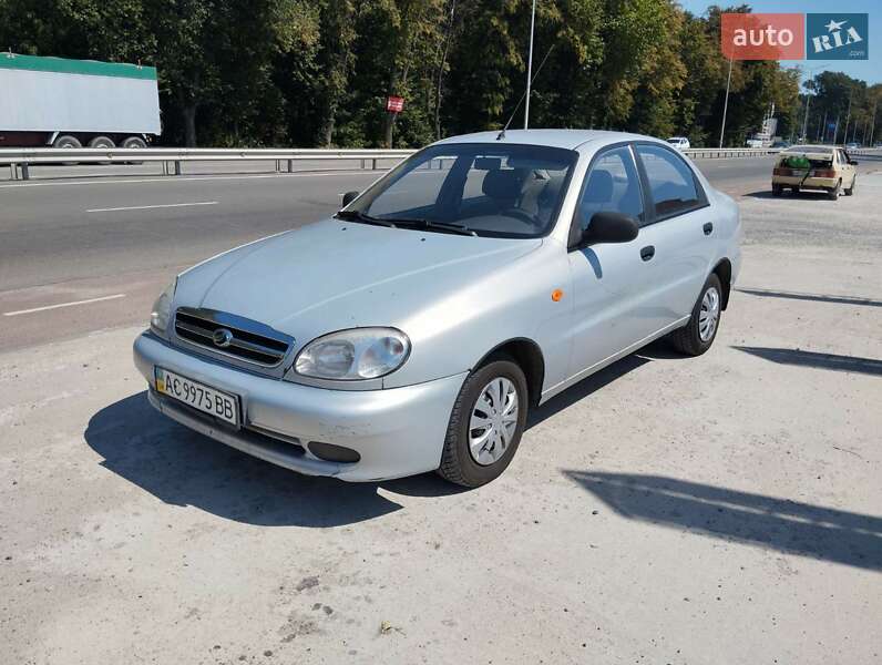 Седан ЗАЗ Lanos 2011 в 