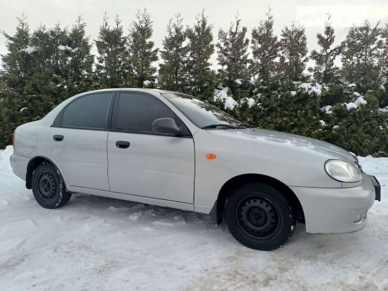 Седан ЗАЗ Lanos 2011 в Луцьку