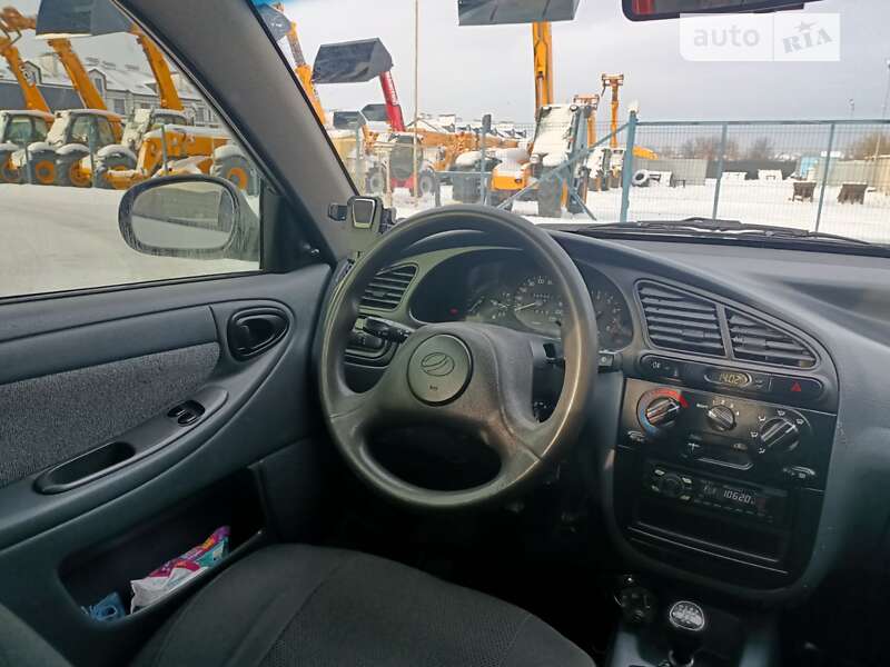 Седан ЗАЗ Lanos 2011 в Луцьку