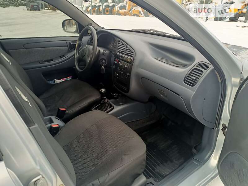 Седан ЗАЗ Lanos 2011 в Луцьку